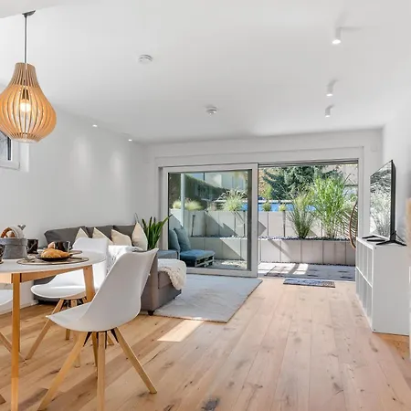 Neu: Stylische Mit netflix Und Workspace Apartment *