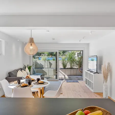 Neu: Stylische Mit netflix Und Workspace Διαμέρισμα Μπέμπλινγκεν