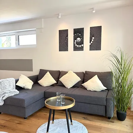Διαμέρισμα Neu: Stylische Mit netflix Und Workspace *