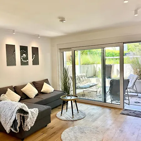 Apartment Design Mit Terrasse Und Parkplatz In Boeblingen